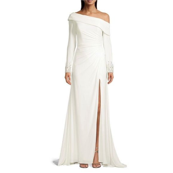 Mac Duggal Dresses & Skirts - Mac Duggal One-Shoulder Jersey Ruched Side Slit Evening Gown